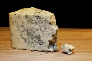 ¿Cómo saber si el queso roquefort está malo?