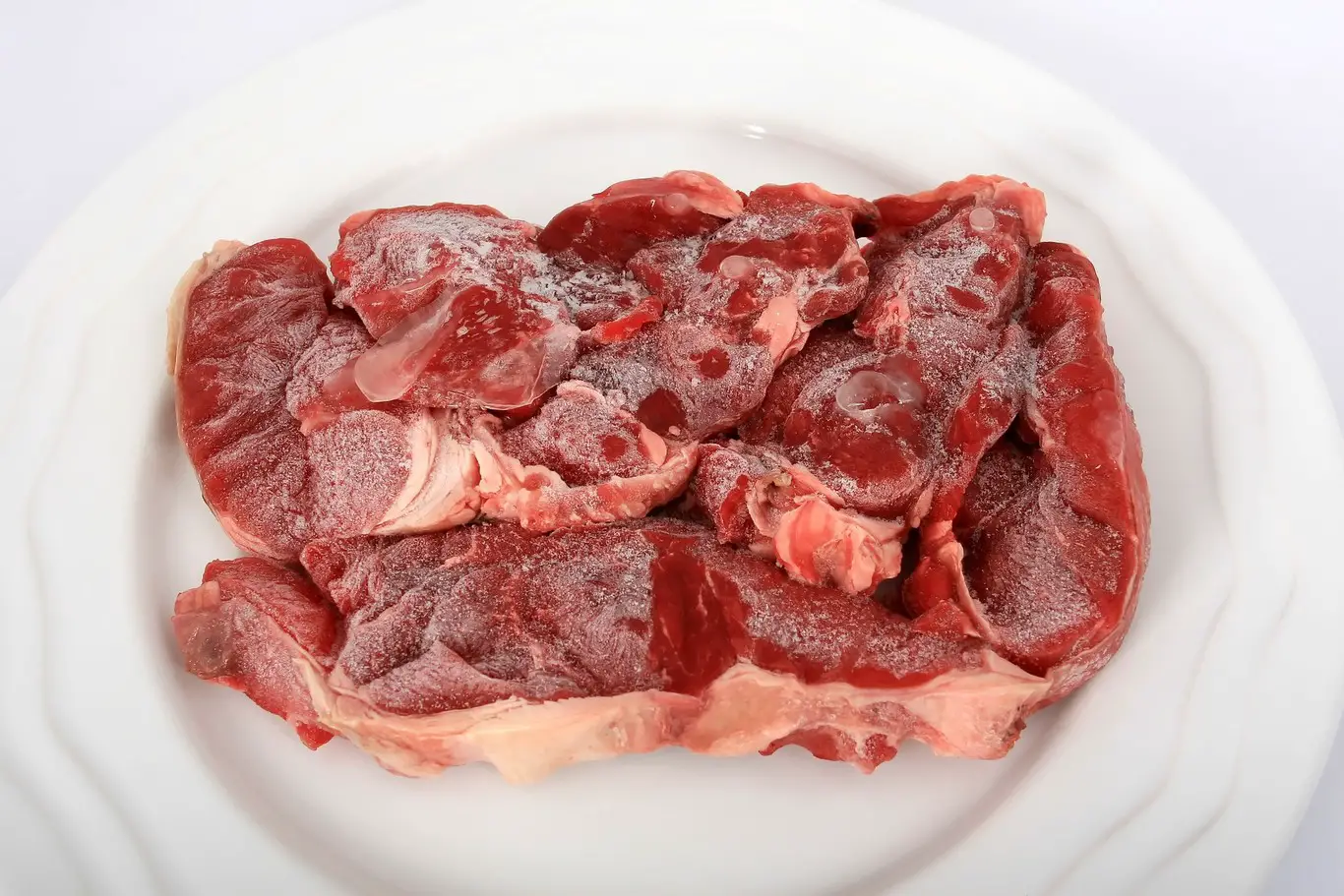 ¿Cómo saber si la carne congelada está en buen estado?