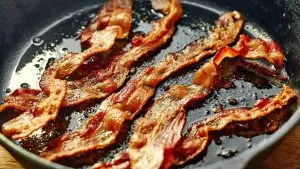 ¿Cuál es la diferencia entre panceta y bacon?