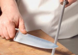 ¿Por qué hay que afilar un cuchillo?