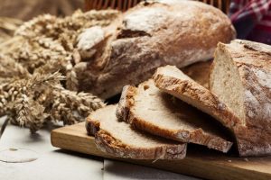 ¿Qué pan se recomienda en una dieta?