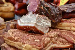 ¿Qué tiene más colesterol el cerdo o la vaca?