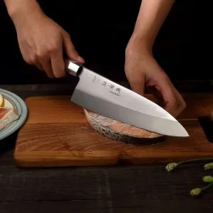 ¿Cuál es el mejor cuchillo para cortar sushi?
